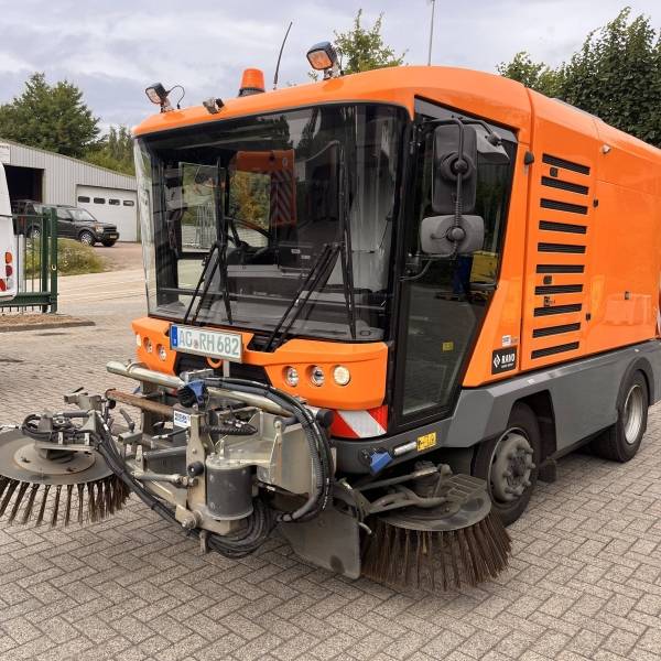 Kompakt Kehrmaschine Gebraucht